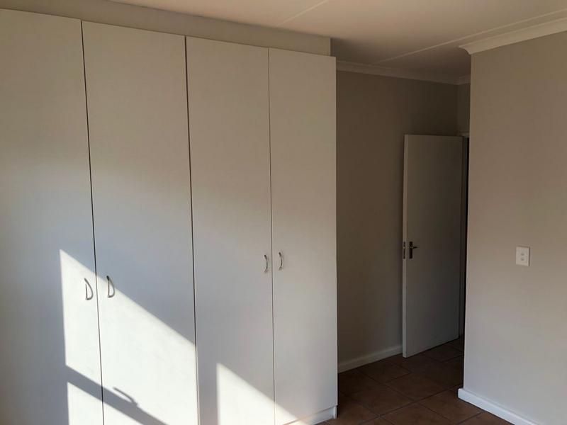 To Let 2 Bedroom Property for Rent in Vredekloof East Western Cape